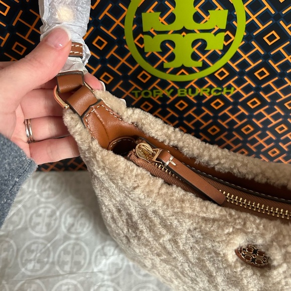 Tory Burch Emerson Shearling Shoulder Bag Fresh Wheat Gold Tan Brown Cream - Picture 9 of 11